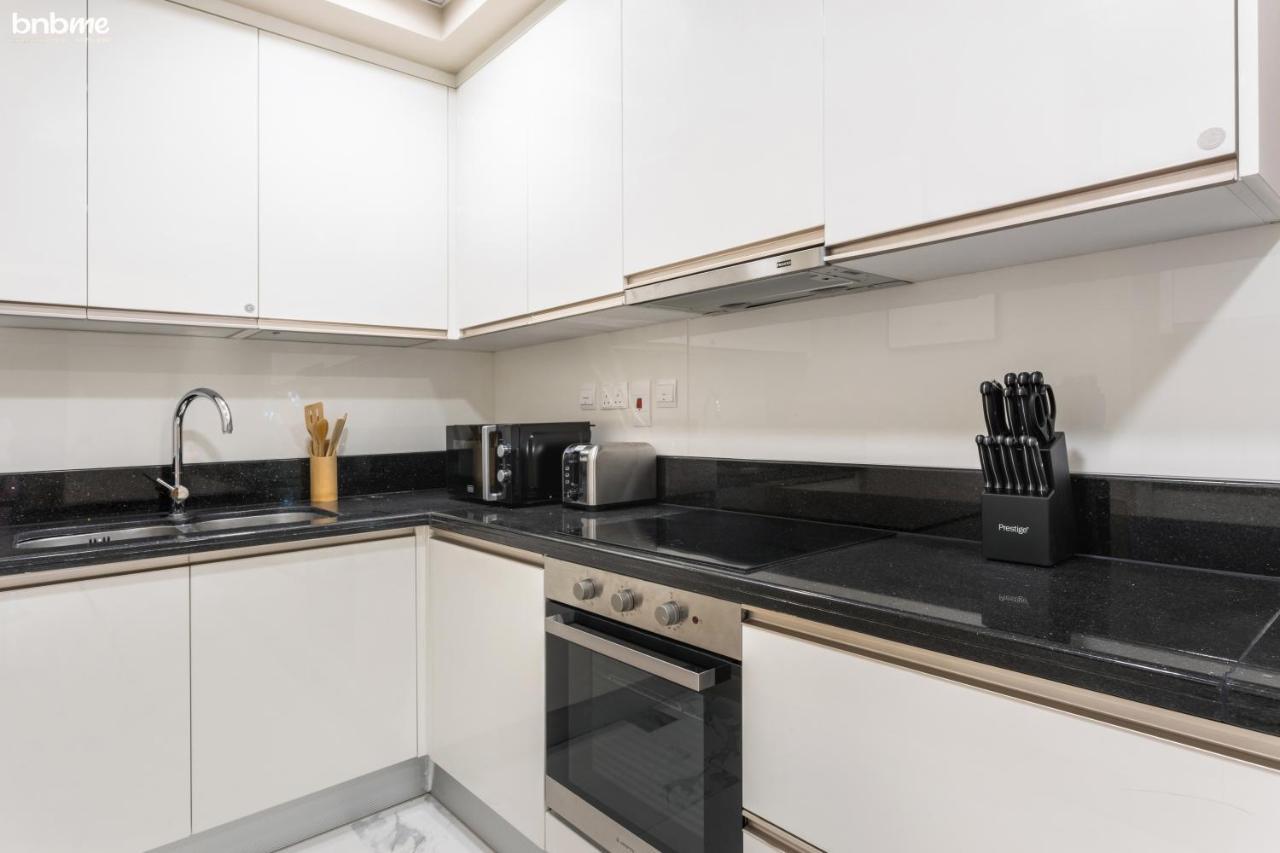 Bnbmehomes - Luxury 2B Apt - Al Habtoor - Amna Tower - 5044 Dubai Eksteriør bilde